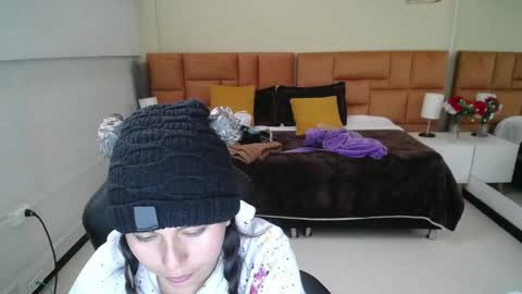 Natalie online show from 01/19/25, 07:58