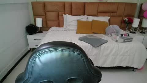 Natalie online show from 02/09/25, 10:21