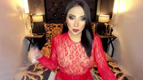 _natashacooper_ online show from 06/29/26, 10:15