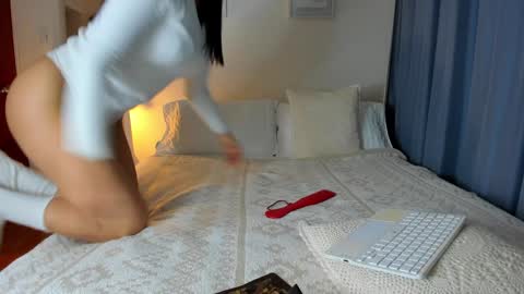 Snapshot of _nathaliesex chatting on 01/22/25, 05:59 independent model natha online show from 01/22/25, 05:59