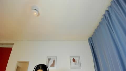 Snapshot of _nathaliesex chatting on 01/30/25, 01:33 independent model natha online show from 01/30/25, 01:33