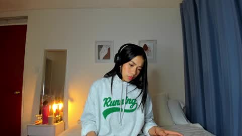 Snapshot of _nathaliesex chatting on 02/21/25, 08:51 independent model natha online show from 02/21/25, 08:51