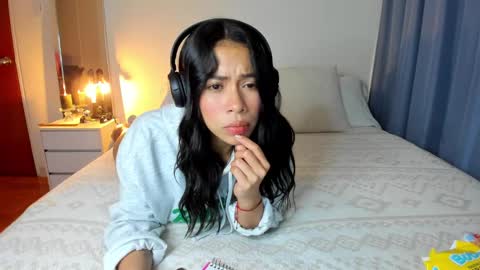 Snapshot of _nathaliesex chatting on 02/25/25, 06:36 independent model natha online show from 02/25/25, 06:36