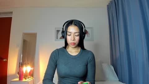 Snapshot of _nathaliesex chatting on 02/27/25, 07:12 independent model natha online show from 02/27/25, 07:12