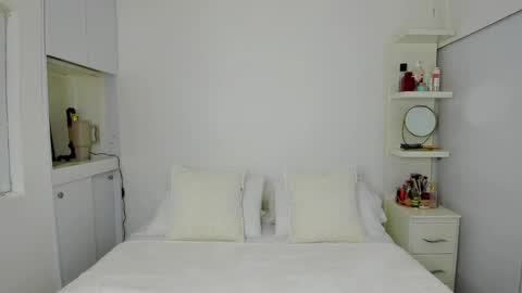 Snapshot of _nathaliesex chatting on 10/07/25, 06:43 independent model natha online show from 10/07/25, 06:43