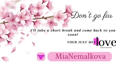 Snapshot of _nemalkovamia chatting on 01/30/25, 05:09 Mia with a big heart online show from 01/30/25, 05:09