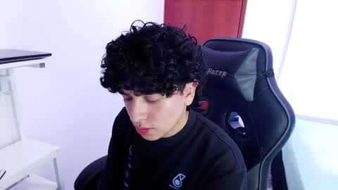 Snapshot of _nickconnor1 chatting on 03/07/25, 09:27 Nicolas online show from 03/07/25, 09:27