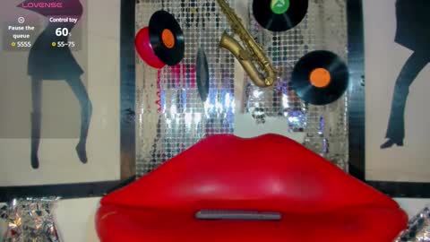 Nicky  Please help me with your thumbs up its importan online show from 02/17/25, 10:47