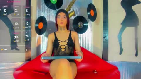 Nicky  Please help me with your thumbs up its importan online show from 02/26/25, 10:31