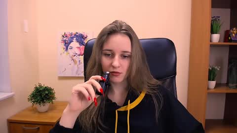 Nica online show from 01/15/25, 12:15