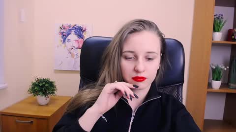 Nica online show from 01/28/25, 09:51