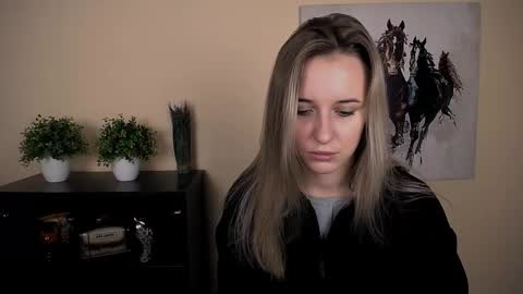 Nica online show from 02/10/26, 11:14