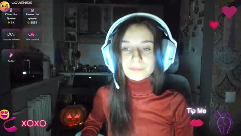 Nika online show from 10/26/25, 08:04