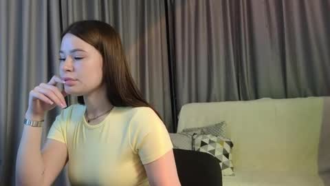 _nikol_cute_ online show from 06/01/26, 01:29