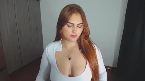 Nina  online show from 01/02/25, 07:29