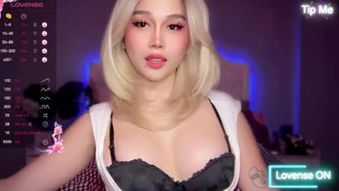 Lily online show from 09/09/25, 10:31