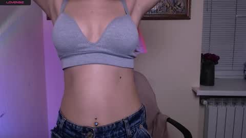 Olivia online show from 11/20/25, 08:58