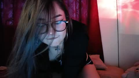 Paris online show from 03/31/26, 10:54