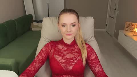 Tina online show from 04/09/26, 09:47