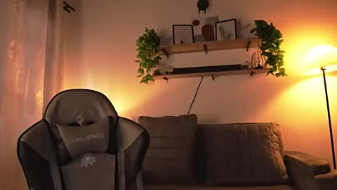 _paulah2 online show from 02/24/26, 08:29