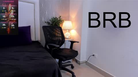  peach1  online show from 01/31/25, 06:03