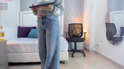  peach1  online show from 05/15/26, 10:22