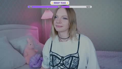 Snapshot of _penisflytrap_ chatting on 03/16/26, 05:44 Viktoria online show from 03/16/26, 05:44