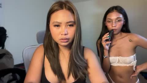 _petitechloe online show from 07/18/26, 06:34