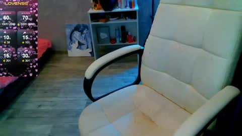 Ilona online show from 02/21/25, 11:55