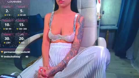 Ilona online show from 05/25/26, 05:30