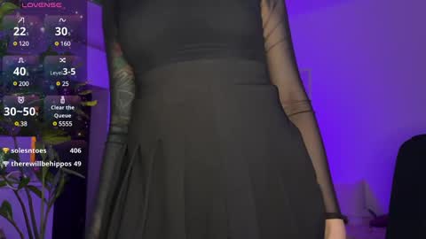 Snapshot of _private_person_ chatting on 01/26/25, 09:29 HADLY today day-off see u online 0112 online show from 01/26/25, 09:29