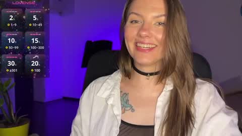 Snapshot of _private_person_ chatting on 02/03/25, 05:14 HADLY today day-off see u online 0112 online show from 02/03/25, 05:14