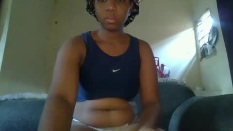 queen online show from 01/21/25, 07:04