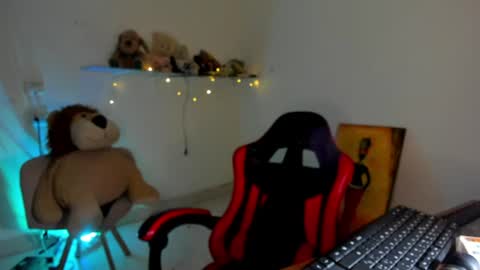 Stefany online show from 06/19/26, 06:56