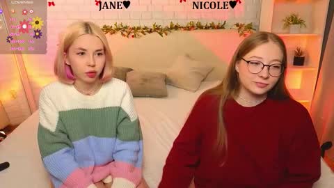 Merlizz Eva Jane Mila Nicole  left to right  online show from 03/13/26, 08:48