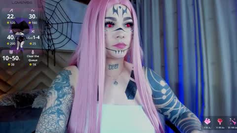 Raven online show from 10/31/25, 01:34