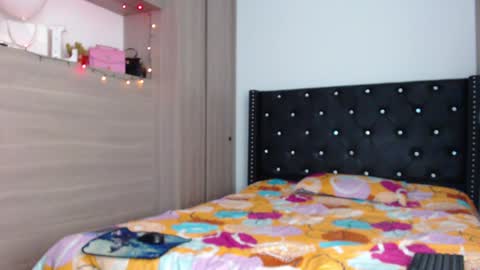 Samara Romero online show from 01/18/25, 11:55