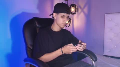 wav online show from 12/14/25, 05:57