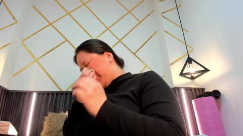 rebecca online show from 03/04/26, 12:49