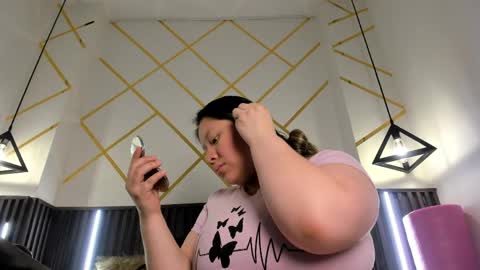 rebecca online show from 03/30/26, 01:39