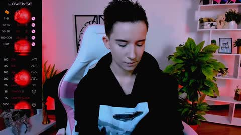 Rein online show from 01/28/25, 06:16