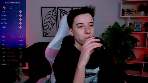 Rein online show from 02/03/25, 06:13