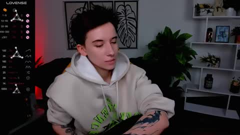 Rein online show from 02/26/25, 03:41