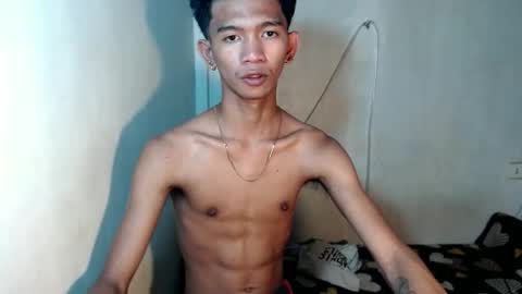 _rellvanxx online show from 11/18/25, 10:09