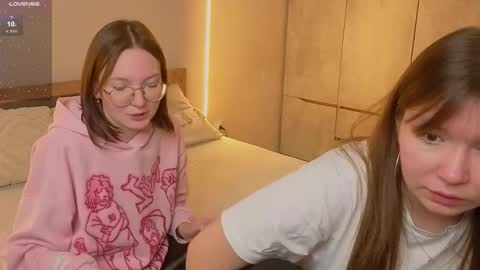 LISSAPVT IS OPEN online show from 10/28/25, 02:26