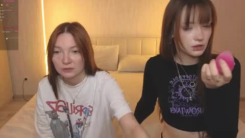 Snapshot of _reverse_gang_ chatting on 05/15/26, 03:46 LISSAPVT IS OPEN online show from 05/15/26, 03:46