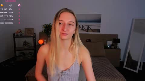 I am Rina online show from 01/12/25, 09:40