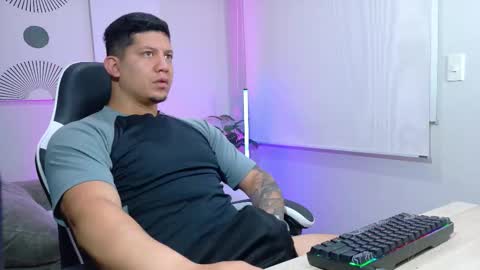 Snapshot of _robertobaggio chatting on 02/24/26, 12:47 Roberto online show from 02/24/26, 12:47