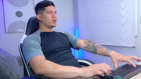 Snapshot of _robertobaggio chatting on 03/02/26, 12:23 Roberto online show from 03/02/26, 12:23