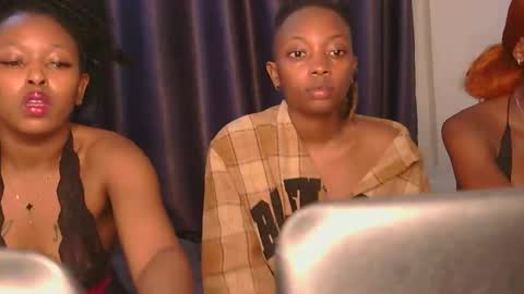  Roxxana online show from 05/18/26, 04:24